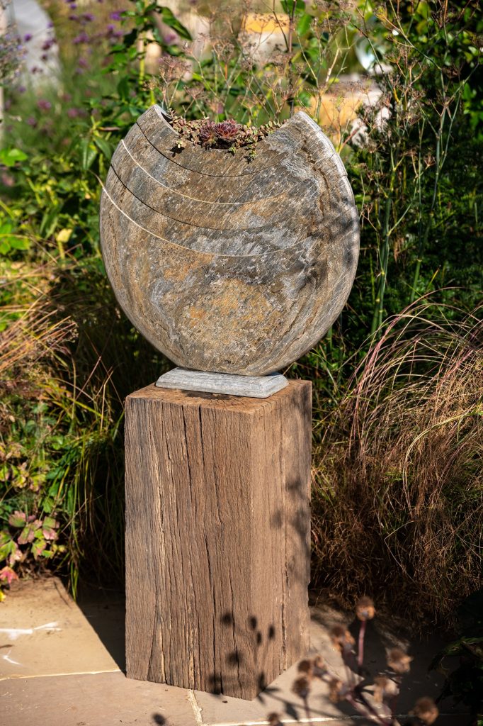 ikra natural slate vase on oak plinth
