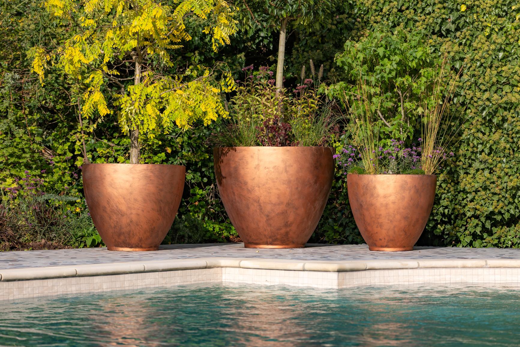 Patina Supreme Resin Planters Patina Supreme Resin Planters