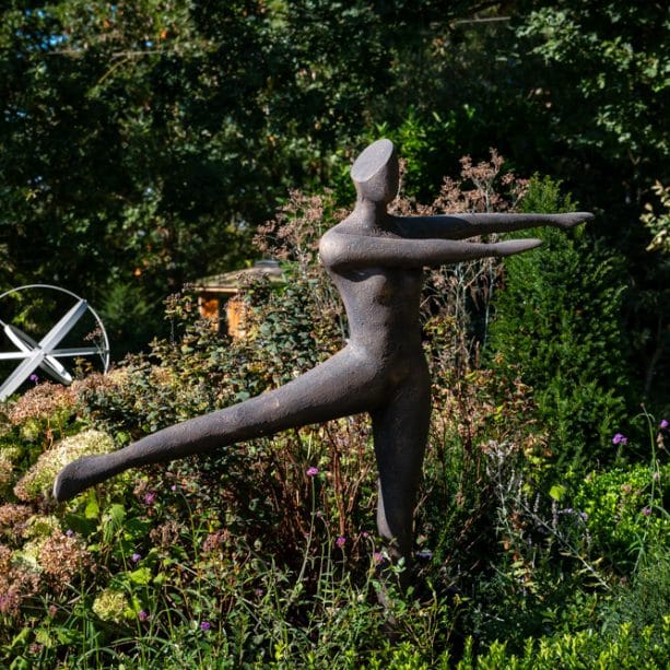 Line and Limb Supreme Sculpture