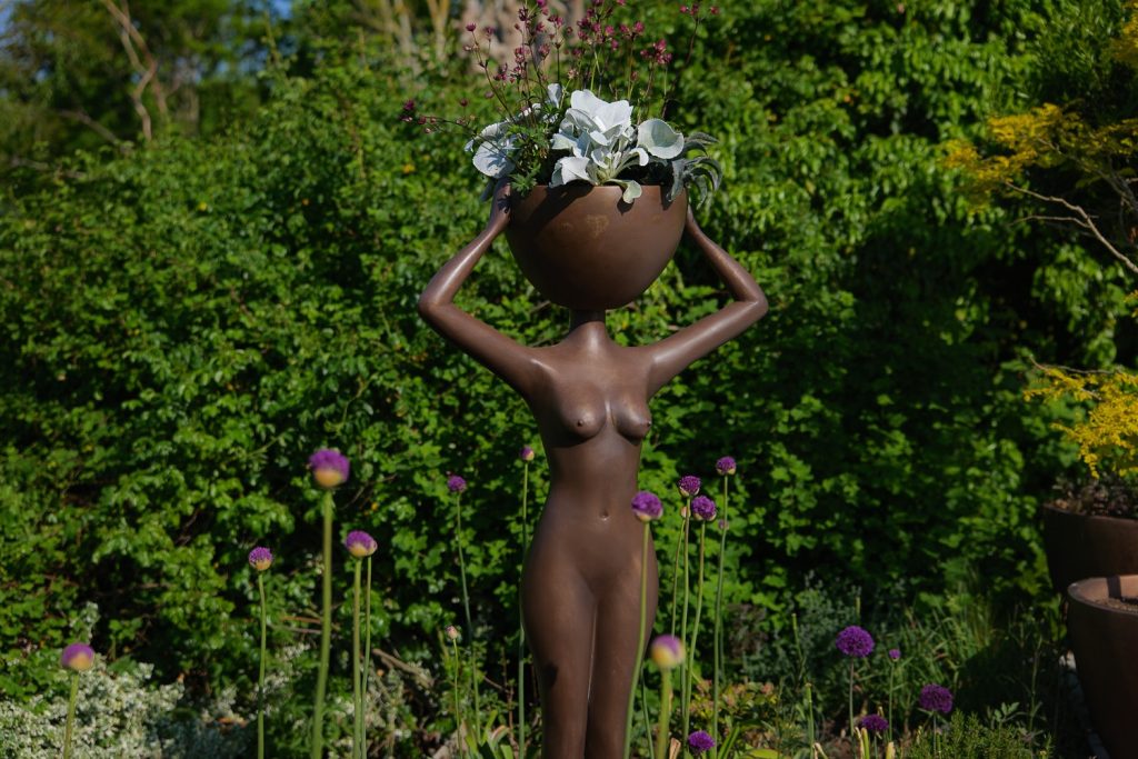 Head For Flowers Supreme Sculpture