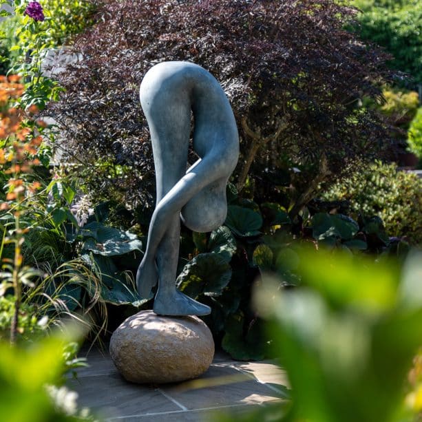 Inward Shape Supreme Sculpture